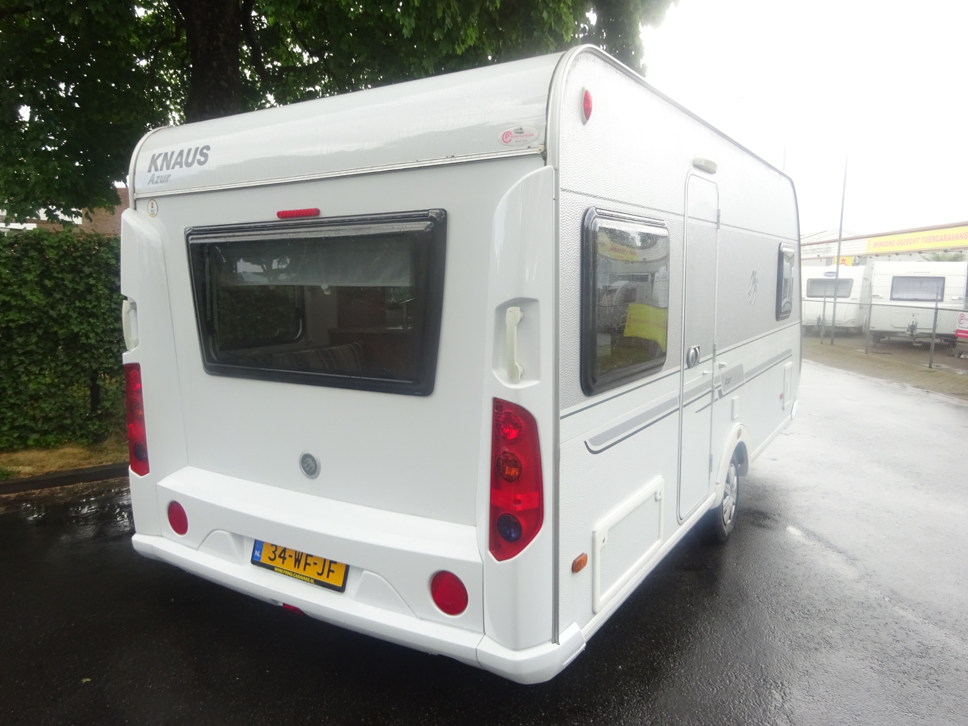 Knaus Azur 460 Frans Bed en Rondzit + Mover foto: 4