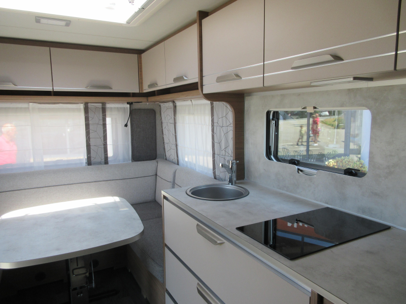Knaus Sport E-Power Selection 500 FU MUY COMPLETA Y CAMA FRANCESA foto: 8