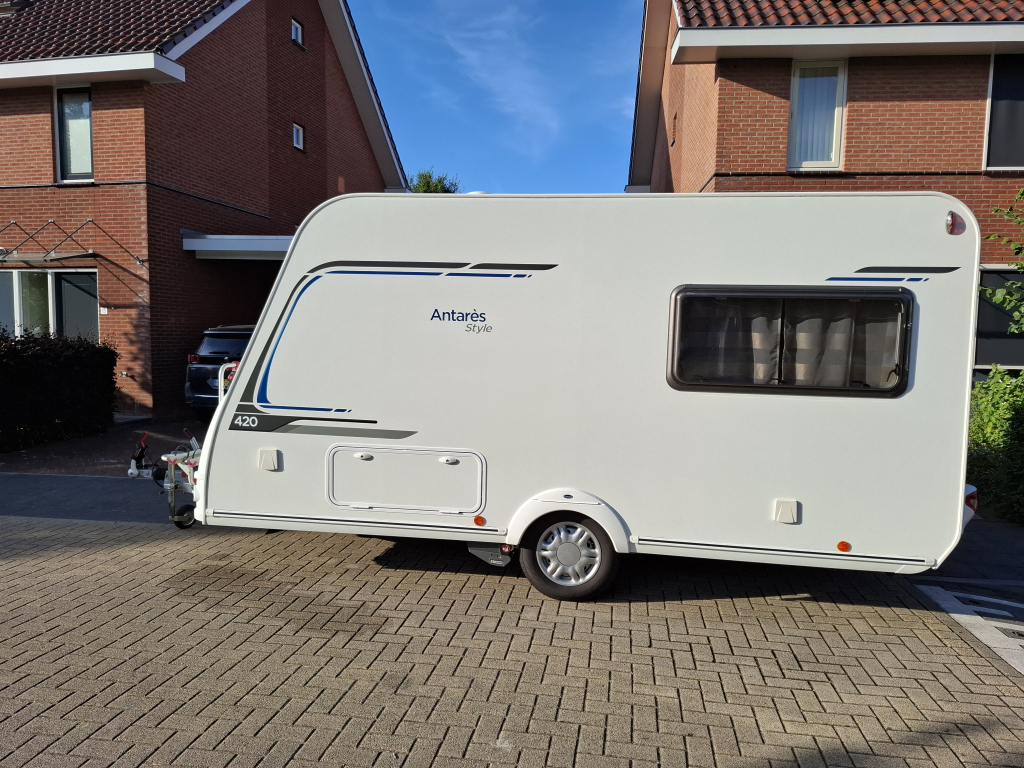 Caravelair Antares 420 luxe