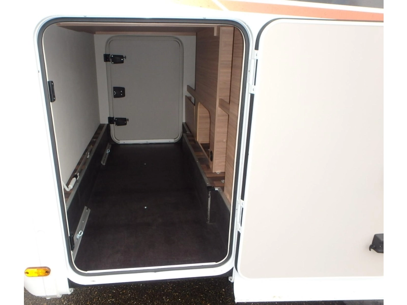 Weinsberg Pepper 640 MEG Aanbieding Camperhuur  foto: 8