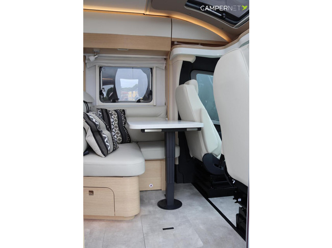Hymer BMC-T 580 Blackline 170hp Automatic | Single beds | Lithium | Maxxfan | SLC Chassis | Seat heating | Awning | Leather upholstery photo: 6