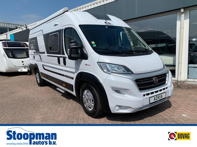 Dethleffs Globebus T006 Euro6 Automatic Single Beds Awning Large Garage