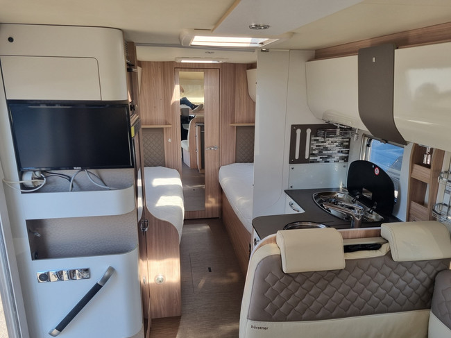 B&uuml;rstner Ixeo I720 Champagne Fiat foto: 11