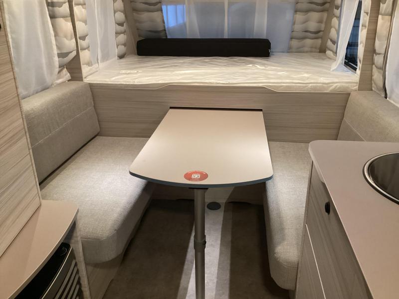 Dethleffs C'Joy Active 480 QLK stapelbed  foto: 3