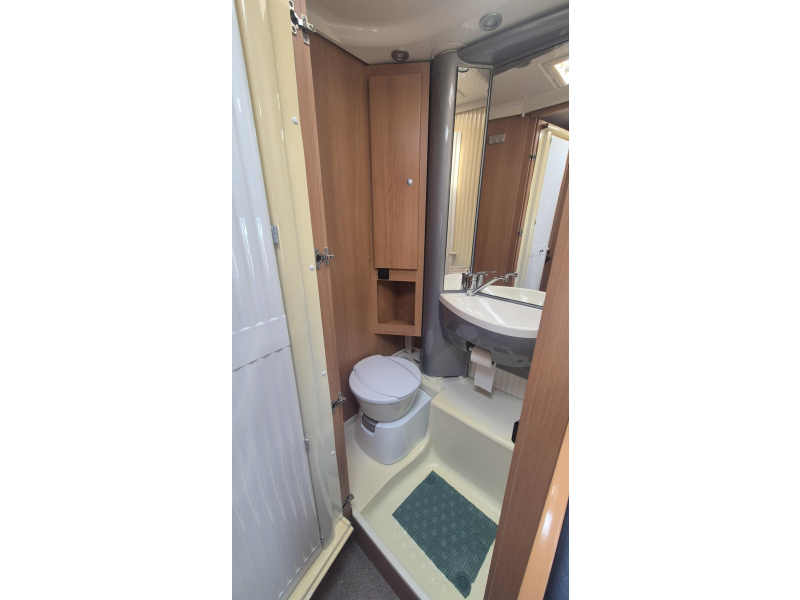 Dethleffs Globe-R Bunk bed - Unique opportunity! photo: 10