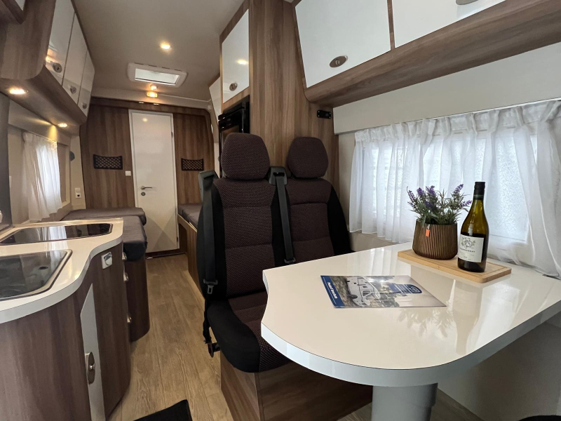 Fiat Ducato 640 / 700 UNIQUE! Awning Fiet photo: 9