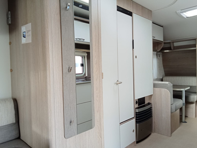 Bürstner Premio Plus 510 TK foto: 10