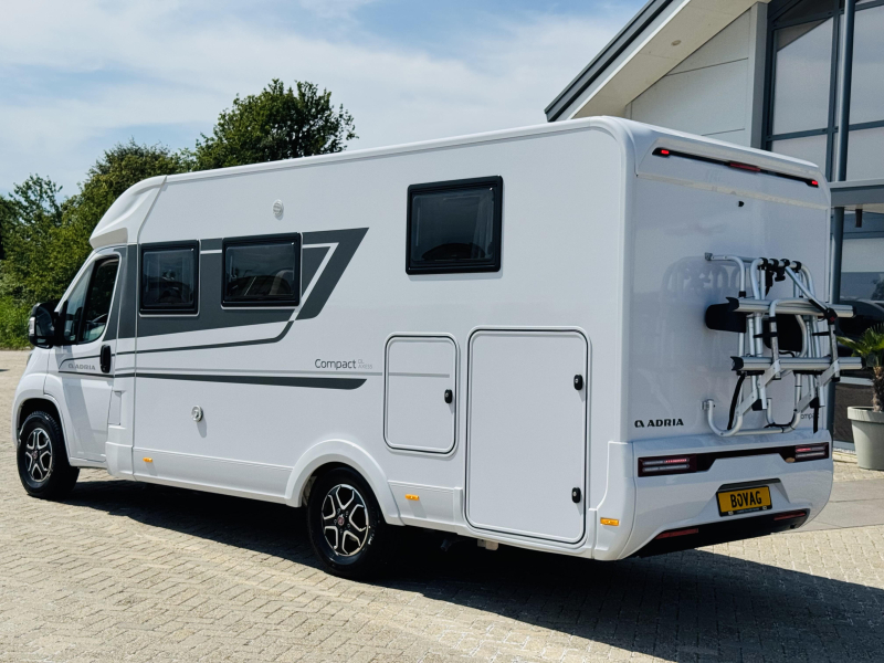 Adria Compact Axess DL Automaat 180PK  foto: 9