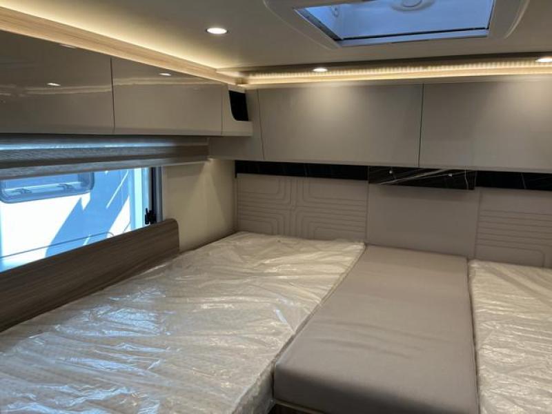 Bürstner Lyseo I 726 G Bürstner Lyseo I 726G -Hefbed-Automaat  foto: 14