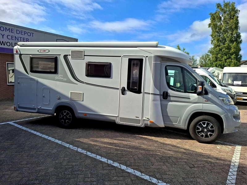 LMC Cruiser T 663 G Grey Selection 150 | 2020 photo: 1