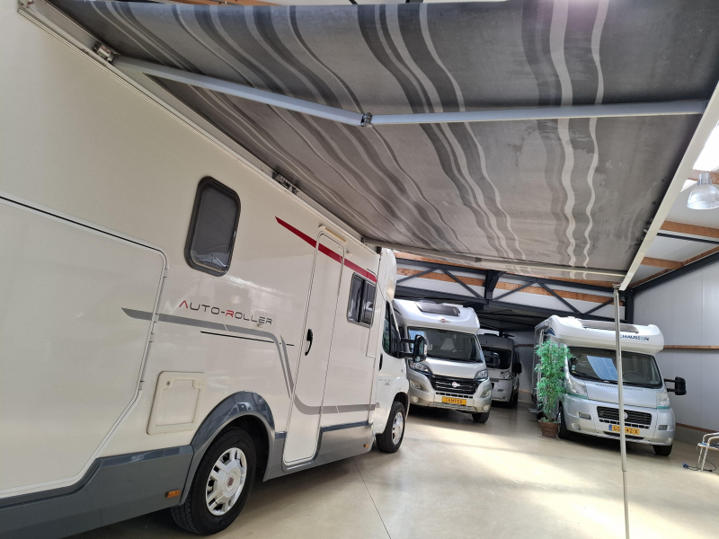 Roller Team Garage P 130CV AUTOM&Aacute;TICO Cama transversal foto: 5