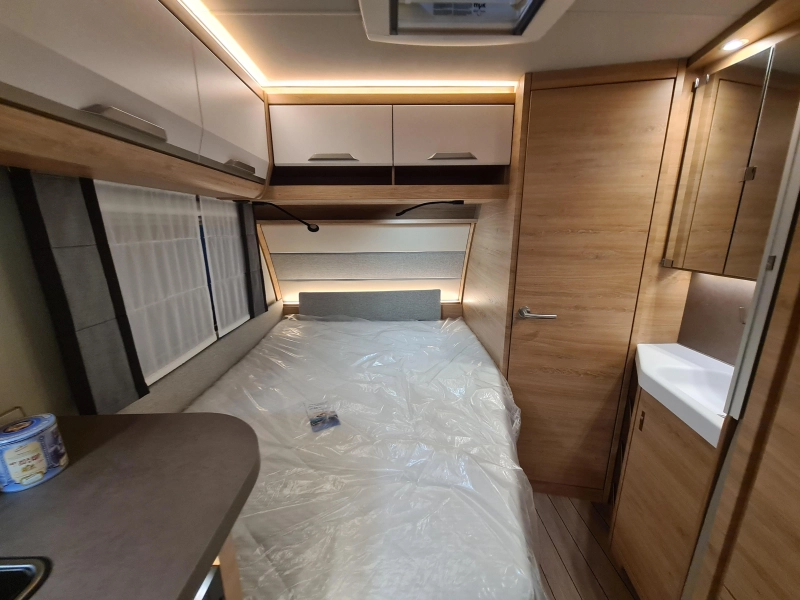 Knaus Sudwind Black Selection 450 FU foto: 11