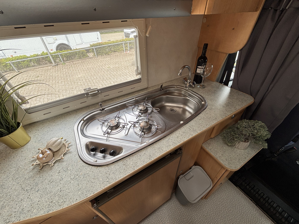 Chausson Welcome 50 5.40m COMPACT! RONDZIT + KLAPBED  foto: 5