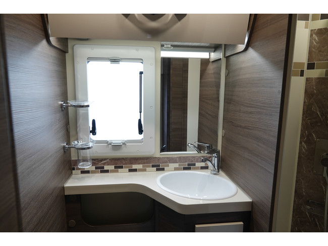 McLouis Carat 822 G | 2.3 160Hp | 6-Person Integral photo: 11