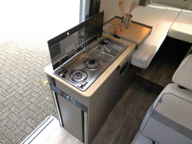 LMC Innovan 592 + GRATIS LEVELSYSTEEM !  foto: 8