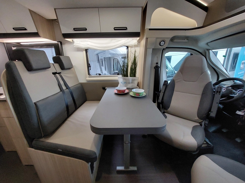 Sun Living S 75 SL Fiat /Lengtebedden/AIRCO  foto: 4
