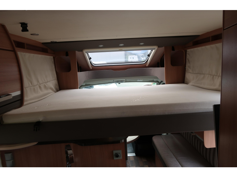 Knaus Sky Wave 700 MEG MET AUTOM. LEVELSYSTEEM  foto: 13