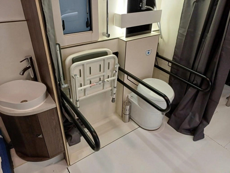 Benimar Fortuna wheelchair accessible photo: 14