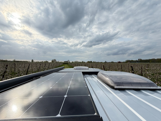 Malibu 600 LE Automaat Diesel/Elek. Verwarming/Solar/Trekhaak/Gasalarm/160PK/Lengtebedden/10” Navi/Vol opties! 2023 foto: 23