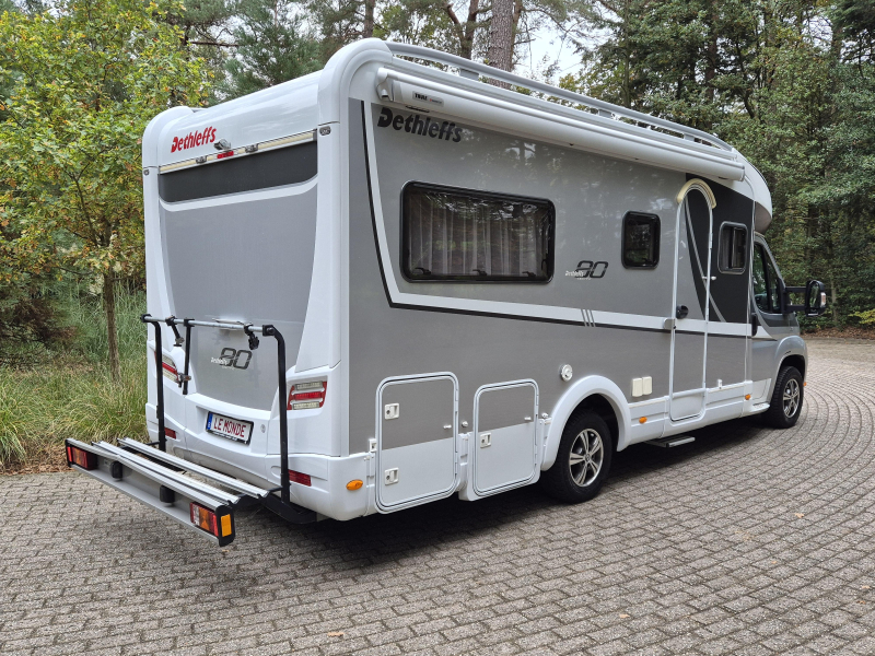 Dethleffs Eighty T 6700 Fransbed EP level TV leer  foto: 2