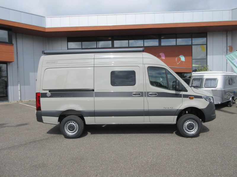 Hymer Grand Canyon S 600 4X4 AUTOMAAT 190 PK  foto: 2