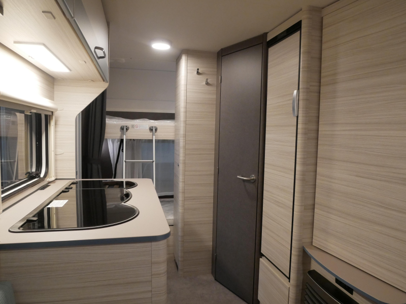 Dethleffs C'Joy 480 QLK mover et auvent offerts photo : 7