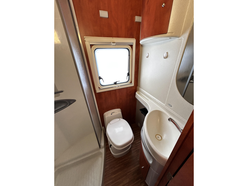 P.L.A. Camper Plasy 491 Dwarsbed/Euro-5/2013/7.2m  foto: 25