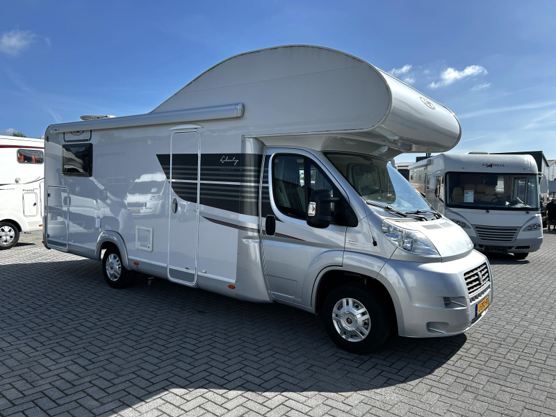 LMC Breezer 714 Alkoof/2013/Enkele-bedden  foto: 1