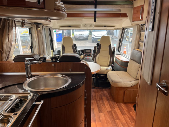 Hymer Star Edition B614sl Dakairco Oven Fietsenrek BearLock foto: 1