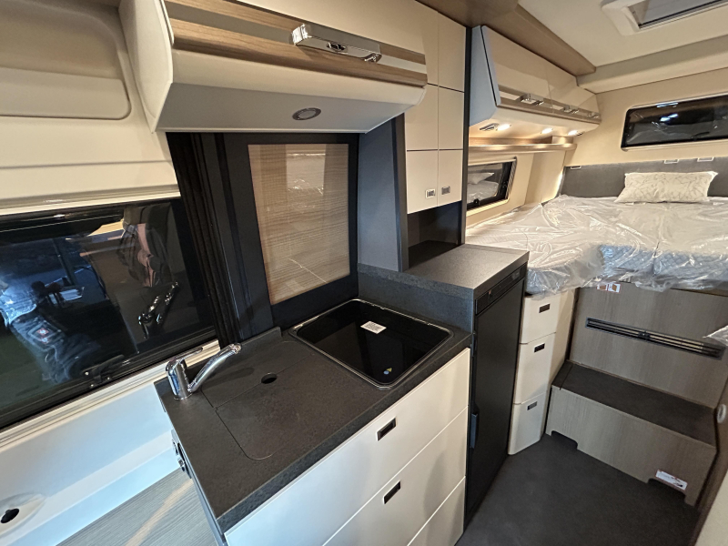 Malibu Genius 641 LE Mercedes Benz - Nieuw  foto: 20