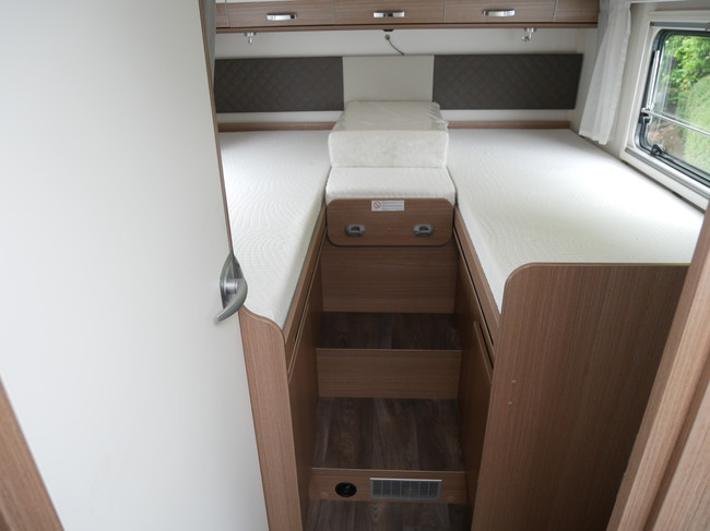 Carado T447, Lengtebedden, Hefbed, XXL Garage foto: 16