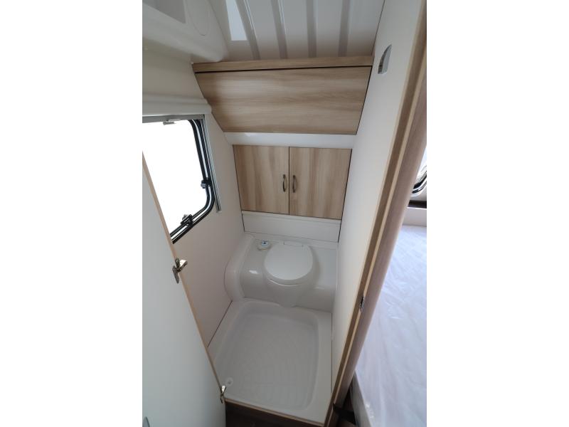 Hobby De Luxe 460 UFE MODEL 2026 - 1500KG - 900  foto: 14