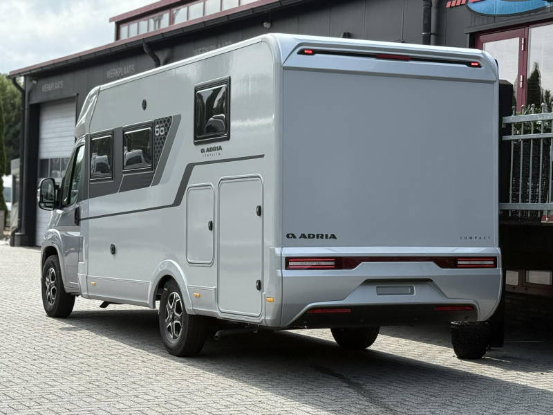 Adria Compact DL 60 years - 60Y EDITON - MODELO DE DEMOSTRACI&Oacute;N foto: 10