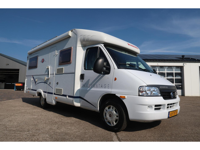 Dethleffs Advantage T6611 | KEURIGE STAAT | ENKELE BEDDEN | 2X Maxxfan Dethleffs Advantage T6611 | KEURIGE STAAT | ENKELE BEDDEN foto: 22