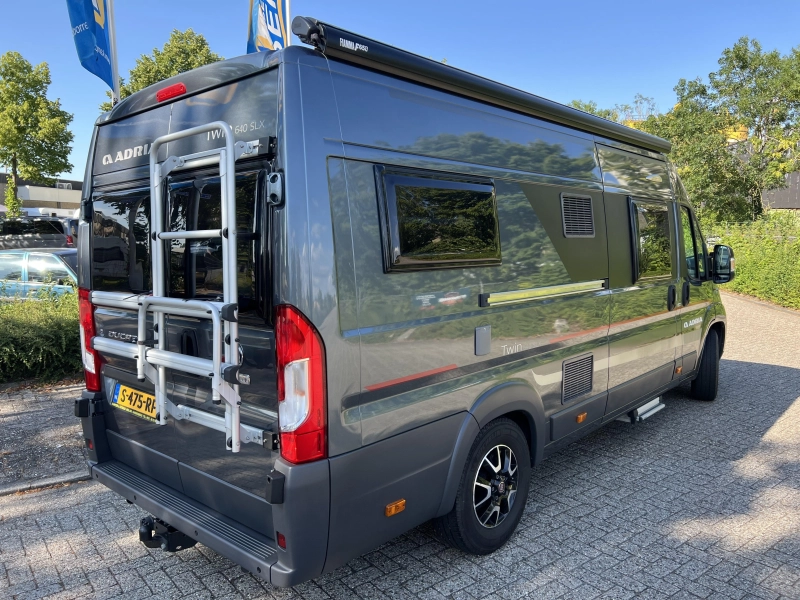 Adria Twin 640 SLX &iexcl;Con todas las opciones! foto: 1