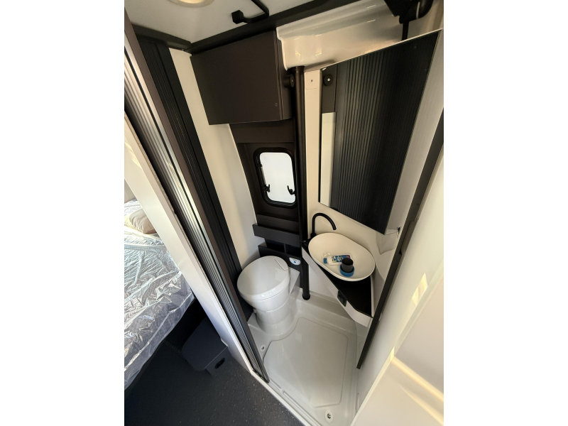 Adria Twin Supreme 600 SPB - AUTOMATIK Foto: 19