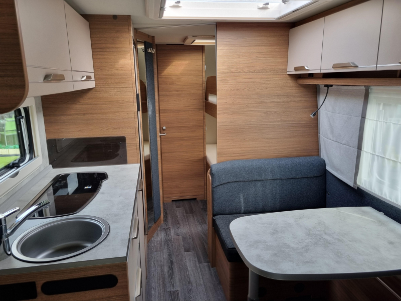 Knaus Sport 500 KD - Stapelbed - Airco  foto: 2