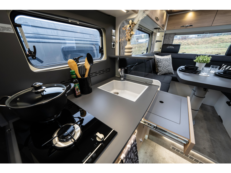 Frankia Platin Plus Final Edition Rond zit met lengtebed  foto: 8