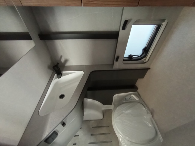 Eriba Feeling 442 foto: 11