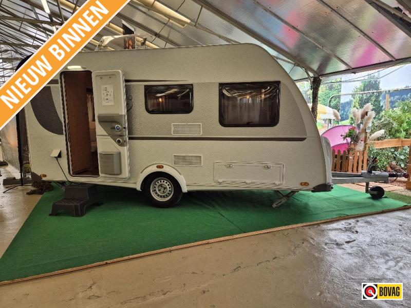 Knaus Sport 420 QD zakluifel met zijwanden 