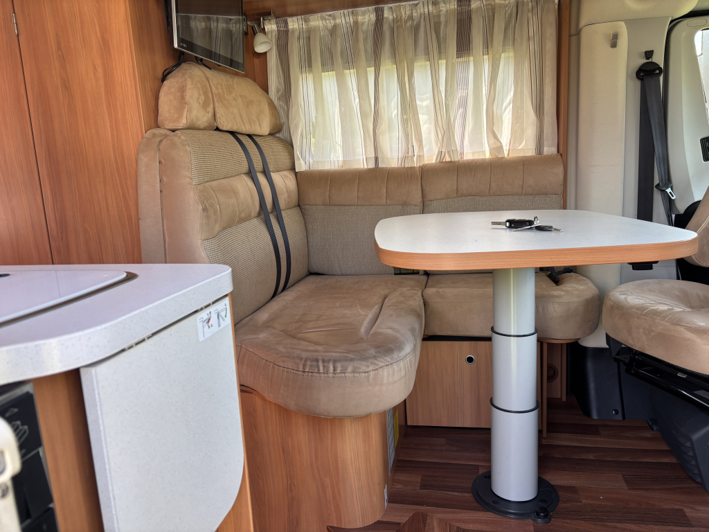 Hymer EXT588 foto: 8