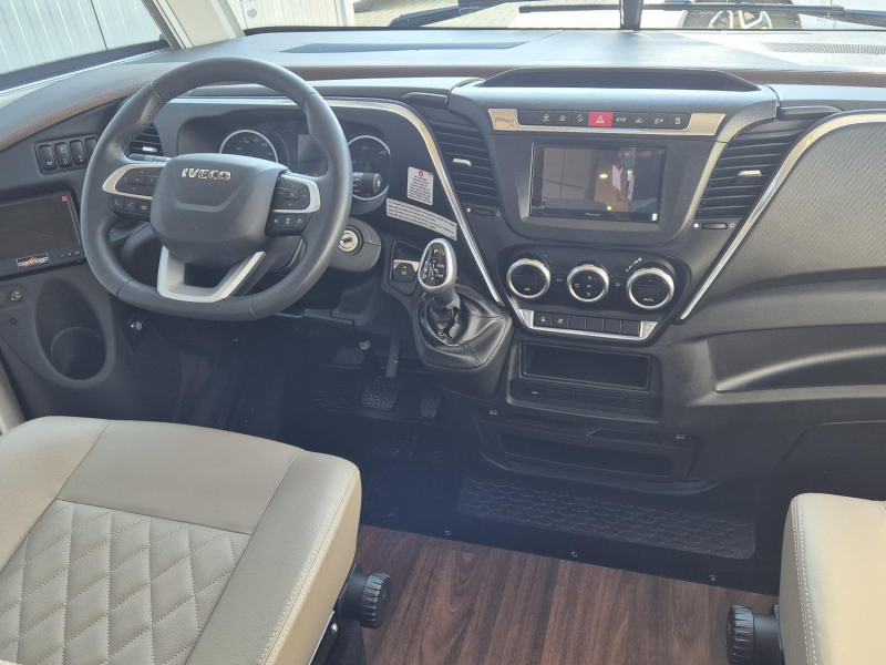 Carthago Chic S Plus I 50 Nieuw uit voorraad  foto: 2