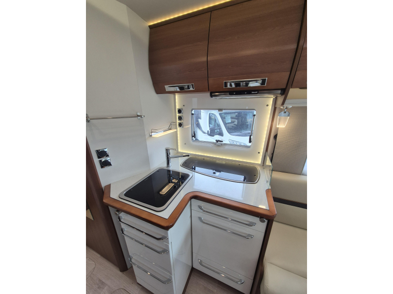 Rapido 8096 DF Premium Edition Foto: 12