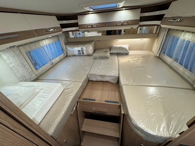 Malibu Carthago T 490 RB LE Foto: 6