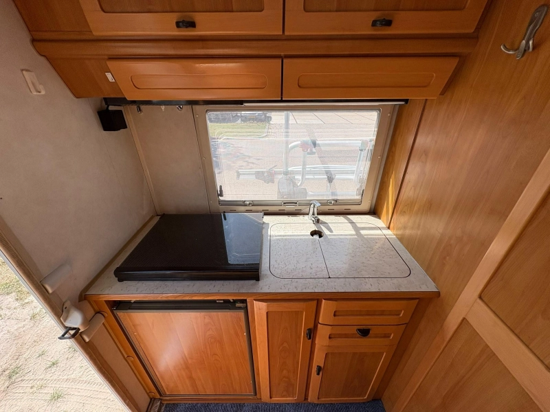 Hymer B 584 Klimaanlage, Hubbett, 137DKM! Foto: 13