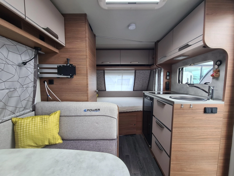 Knaus Sport E-Power Selection 400 QD Mover photo: 8
