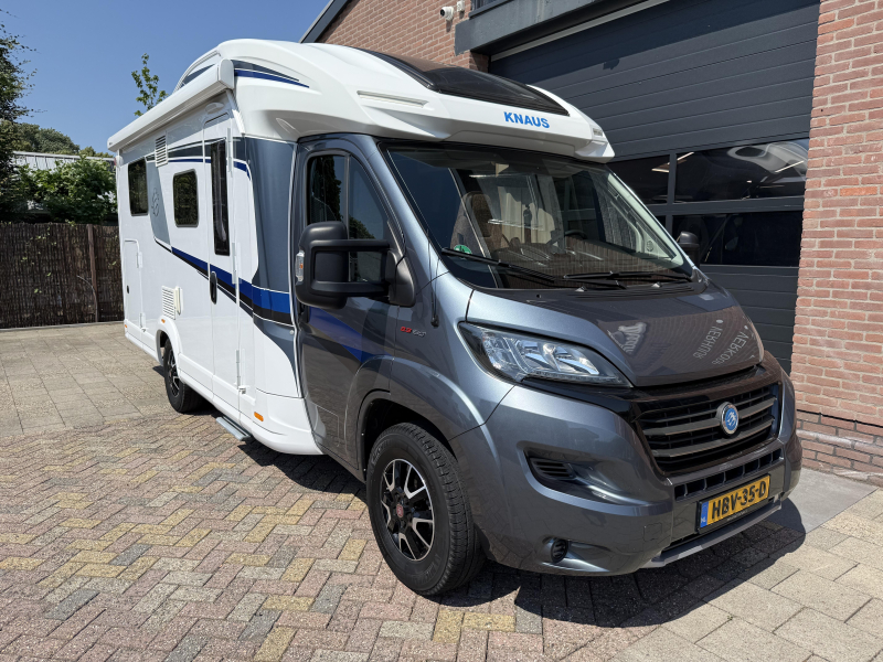 Knaus Sky Wave 650 MEG &iexcl;Amplia autocaravana! foto: 1