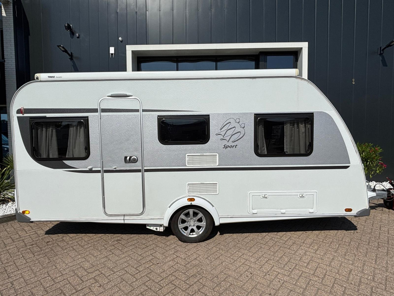 Knaus Sport 460 UE mover, toldo, avance foto: 19