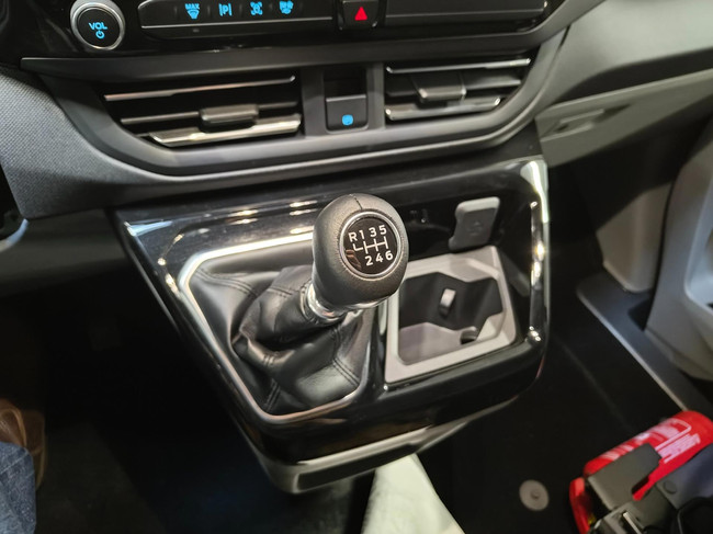Ford Nugget L1 Titanium 150CV Westfalia photo : 19