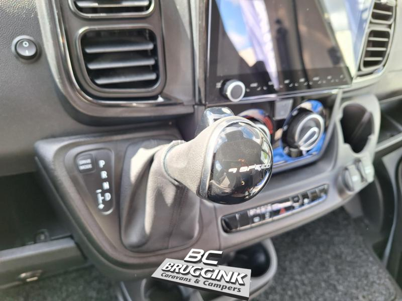 Knaus Boxlife 630 ME LENGTEBED HEFBAAR 11000KM  foto: 10